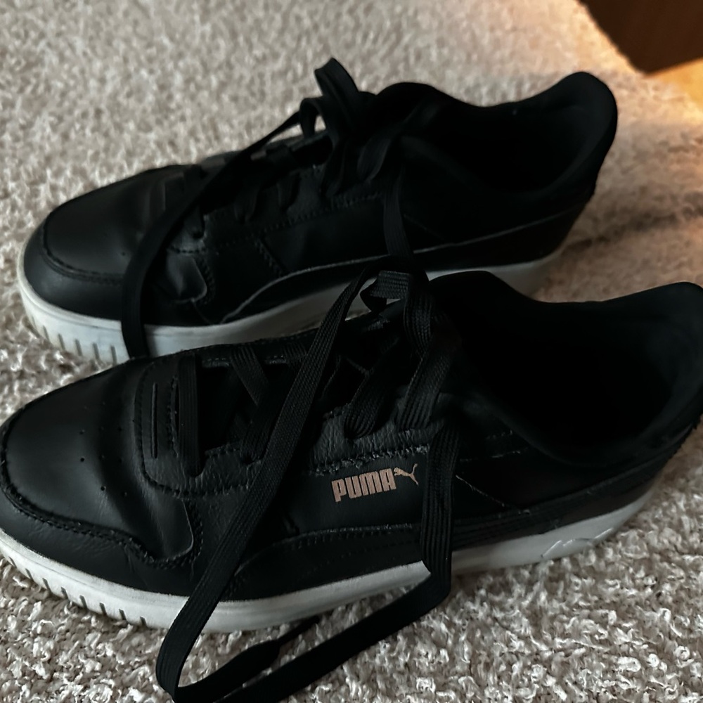 Puma Black and White Casual Sneakers